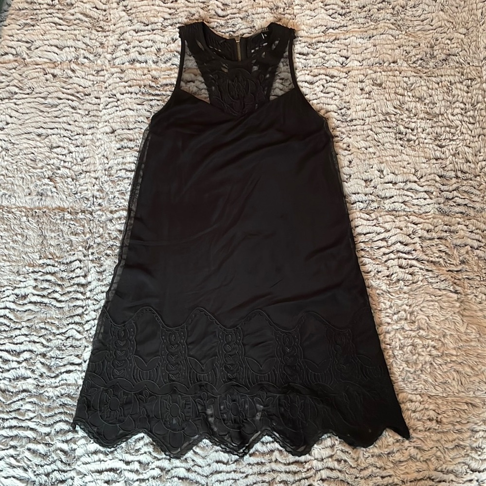 Guess Sheer Mesh and Lace Overlay Zip Shift Dress